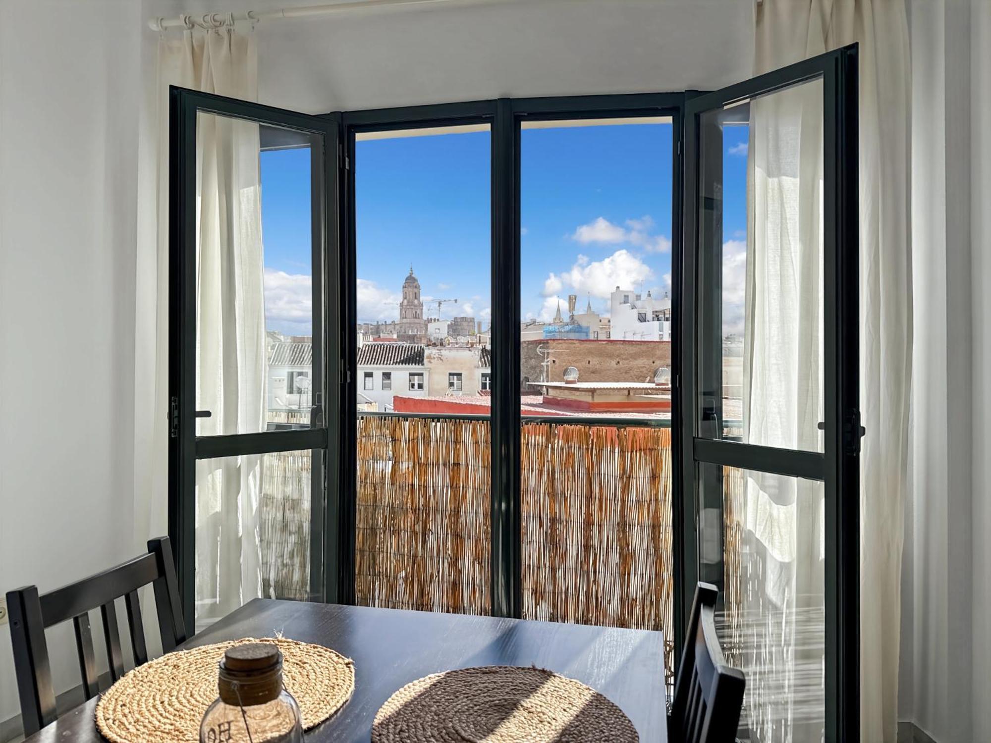 Exclusive Malaga Apartments With Cathedral Views And Auto Check-In Exterior photo